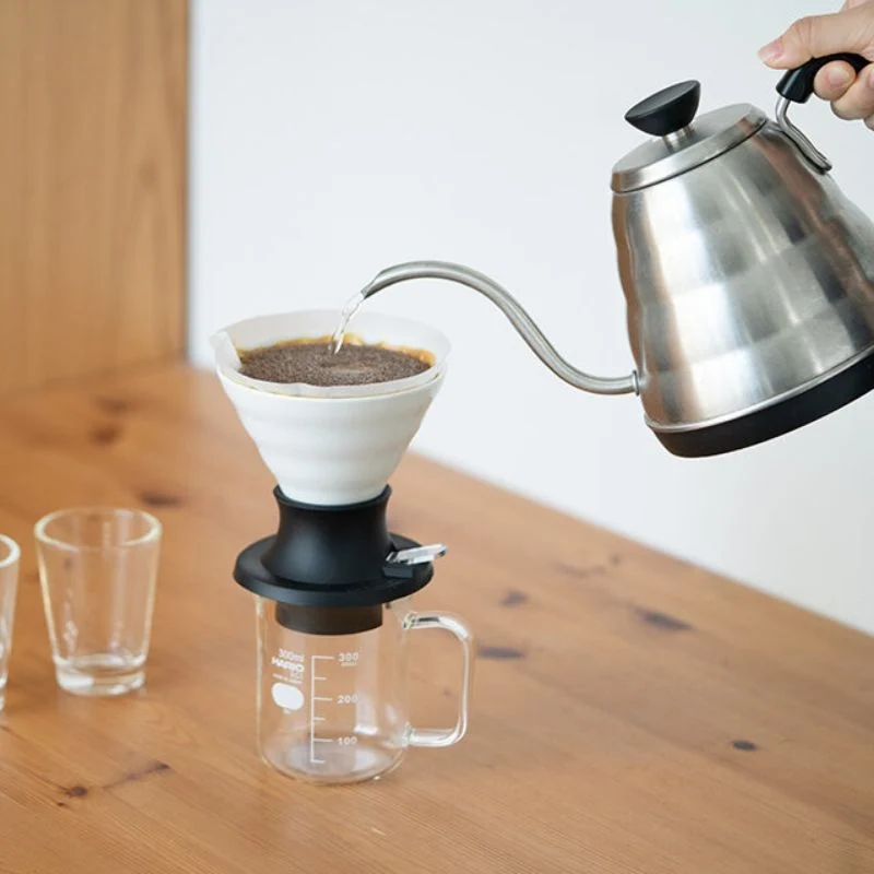 Hario V60-02 Switch Ceramic Immersion Dripper - Image 2