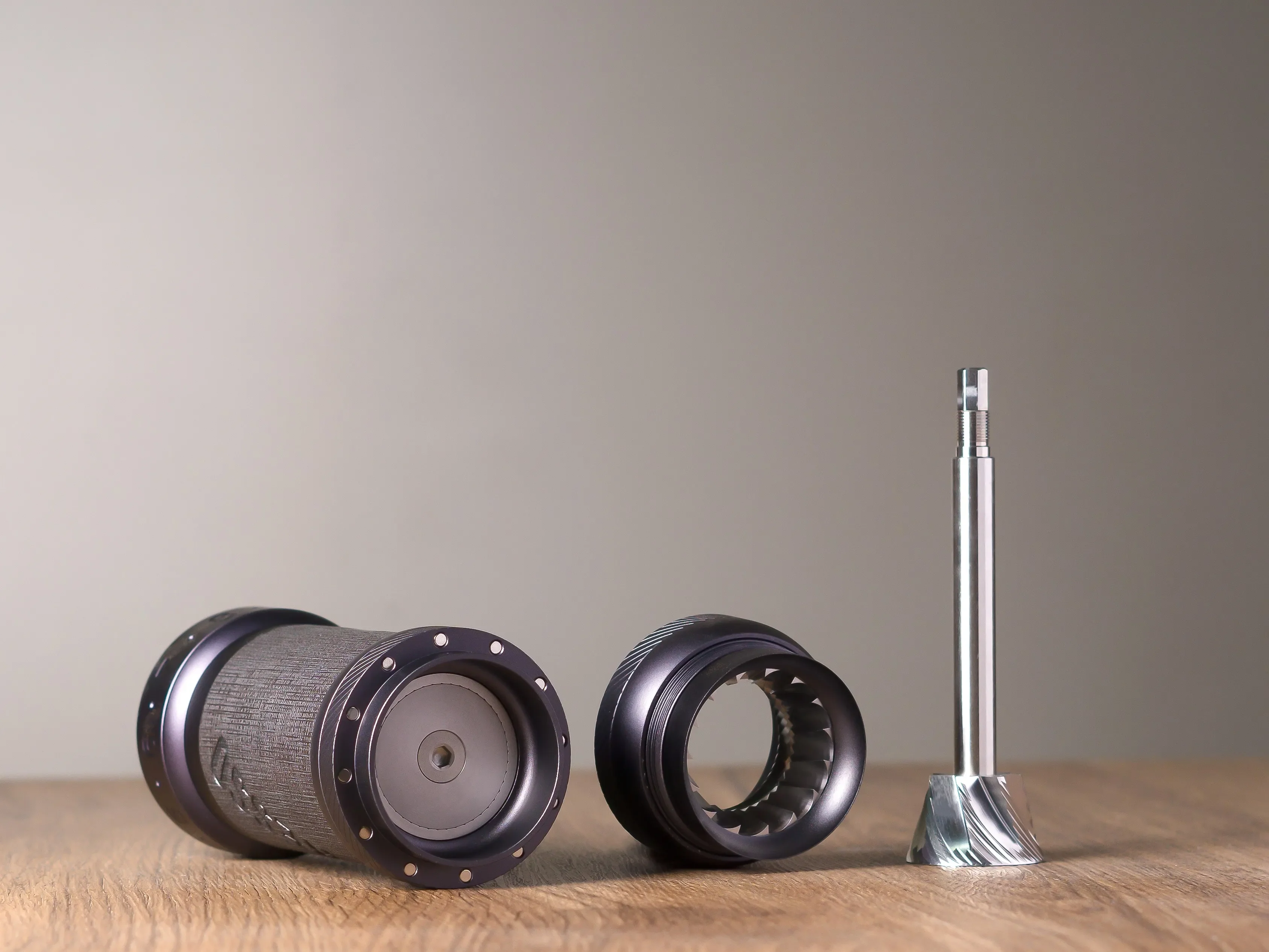 1Zpresso K-ULTRA Hand Grinder - Image 5