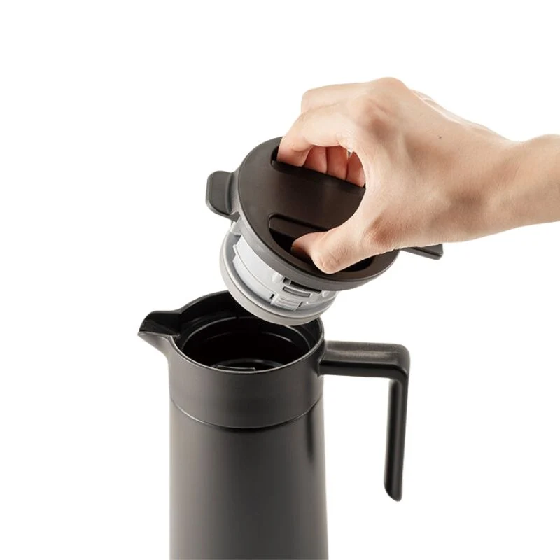 Hario Double Walled Ceramic Coated Metal Server - White / 600ml - Image 2