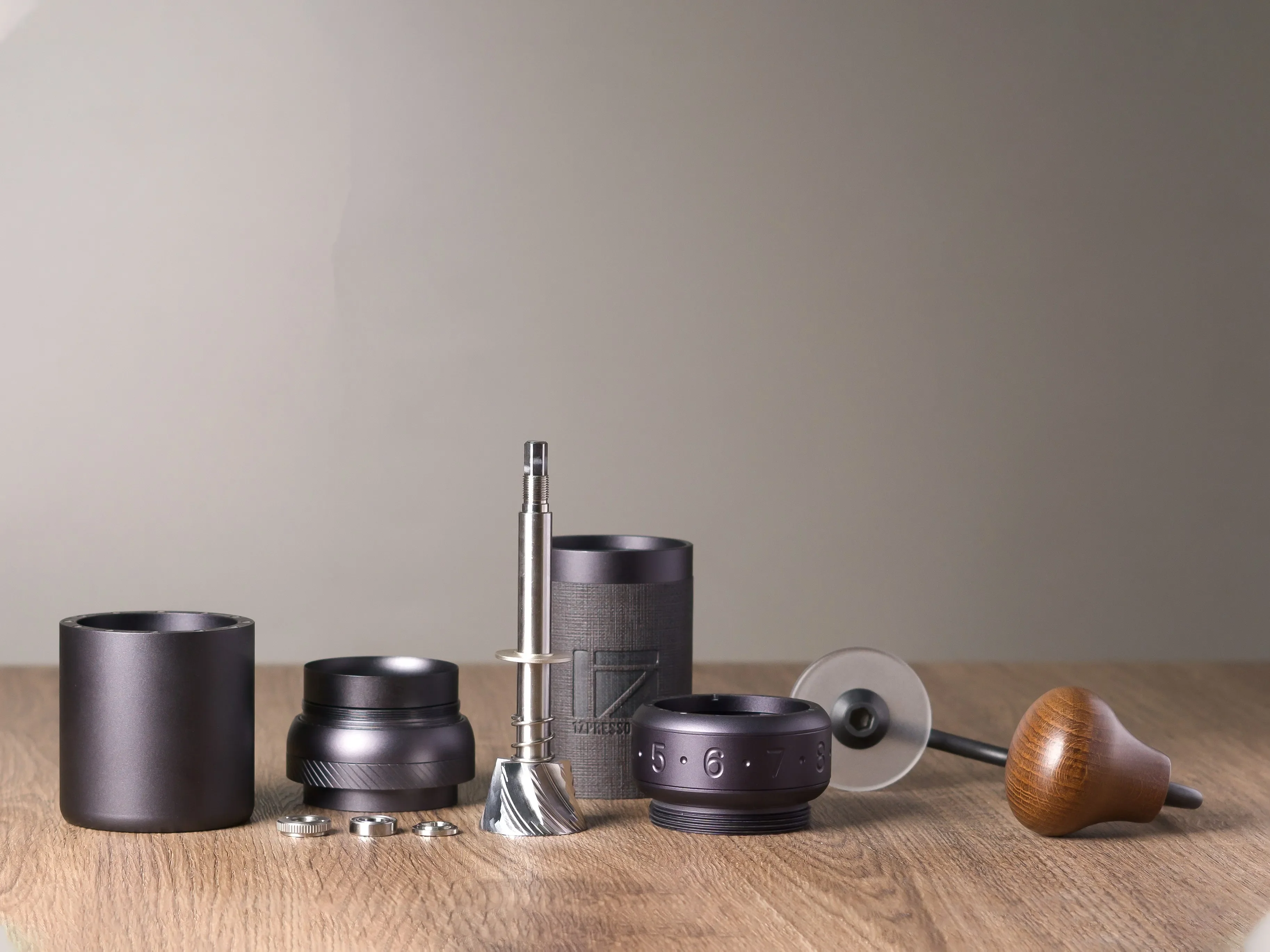 1Zpresso K-ULTRA Hand Grinder - Image 6